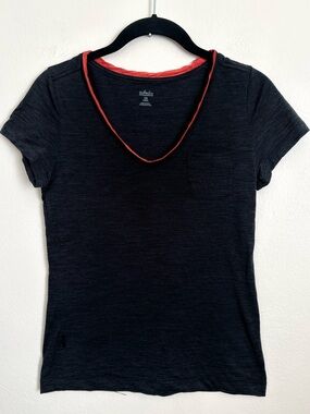Icebreaker 100% Merino Wool V-Neck Top Sz XS Climb Hike Cycling Gym- Minor Flaws